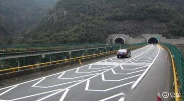 考驾照易忽视!高速交通标志标线作用及违规后果要知道