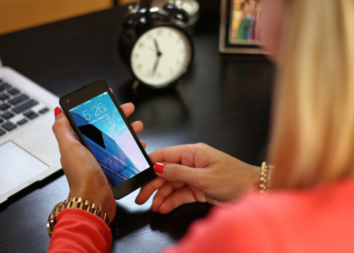 学校因新冠、甲流停课,专家:别慌