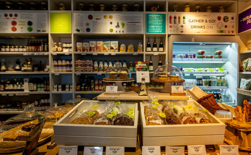 高速倒车事故责任咋认定?交通事故责任认定需多久?