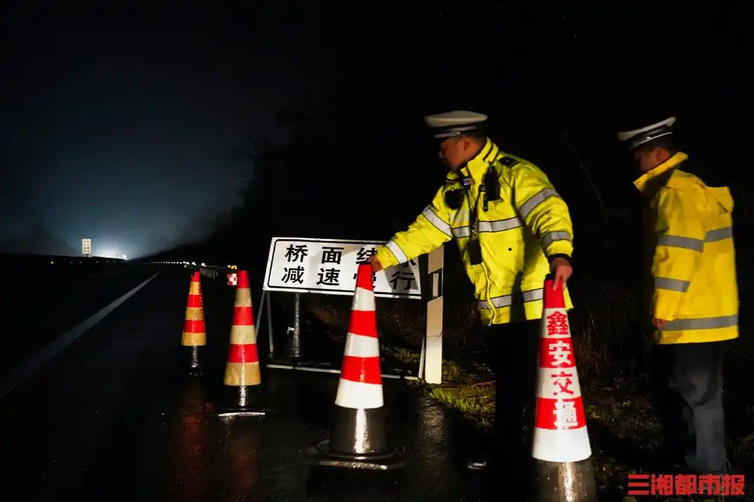 高速交警李强拦停失控小车走红，守护司乘平安回家