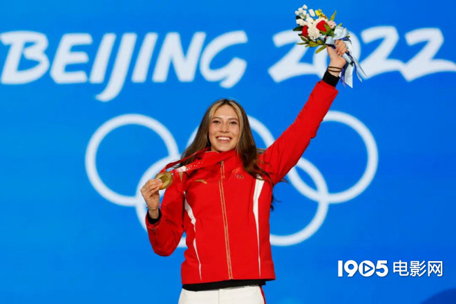 2022北京冬奥会亮点多，吉祥物冰墩墩成社交硬通货