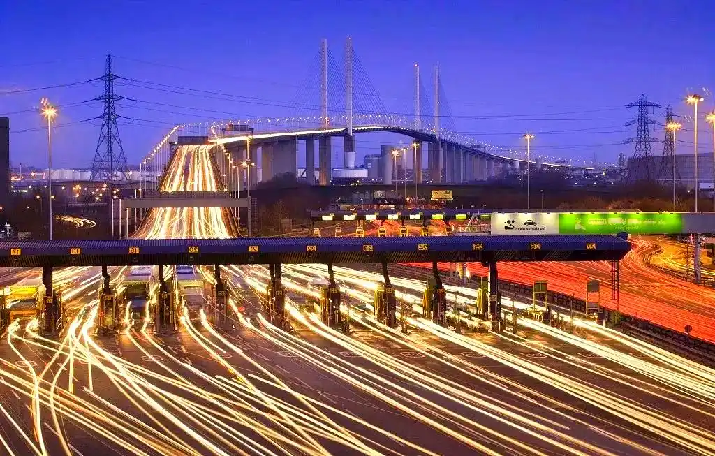 高速收费站暗藏扣分罚款潜规则,车主务必警惕